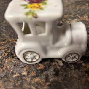 Vintage Cottage Rose Car Figurine Bone China